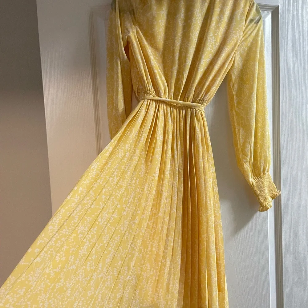Melo day lovely spring/summer dress - Picture 3 of 10